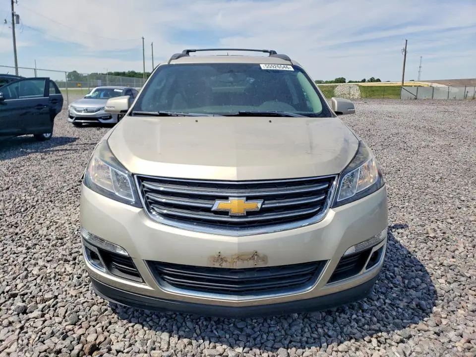 2015 CHEVROLET TRAVERSE LT  
