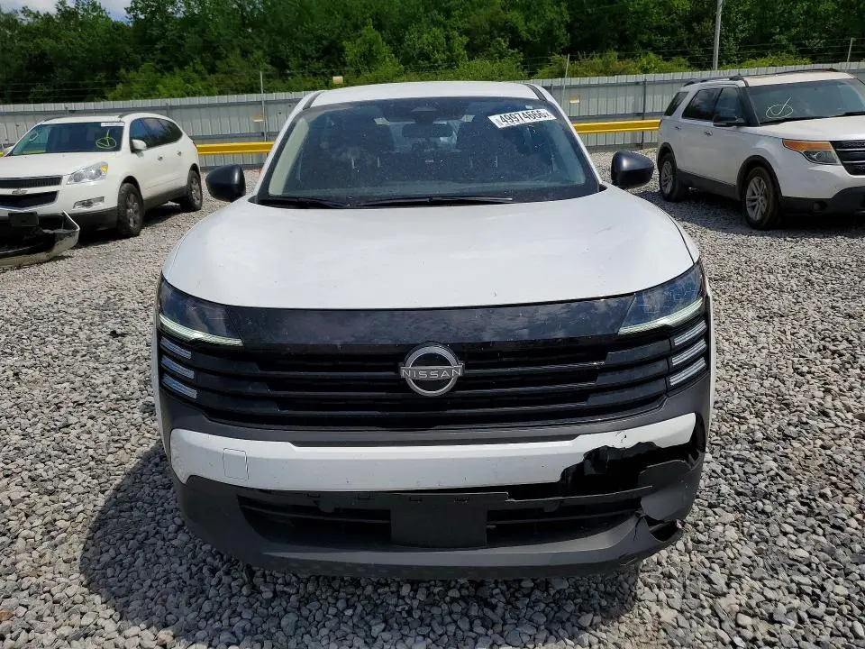 2025 NISSAN KICKS S  