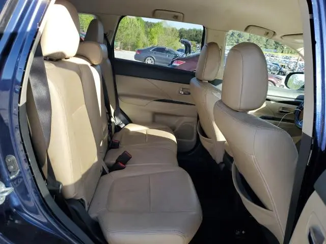 2016 MITSUBISHI OUTLANDER SE