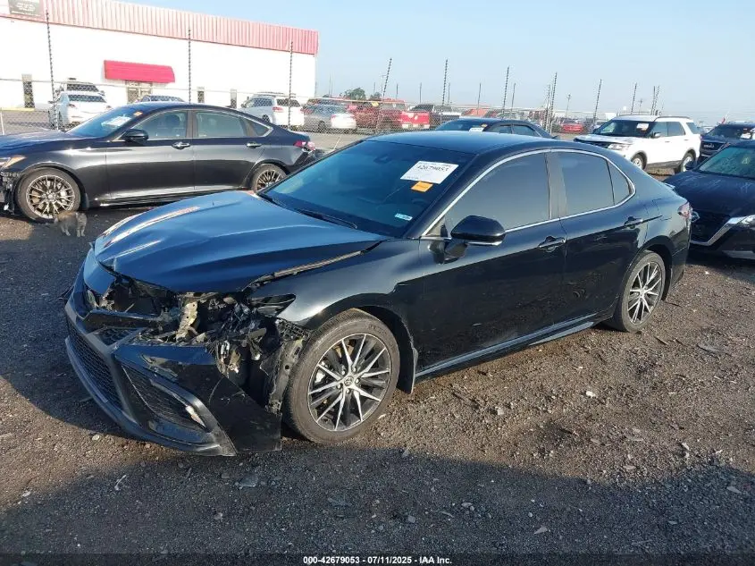 2023 TOYOTA CAMRY SE