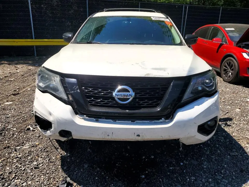2020 NISSAN PATHFINDER SV  