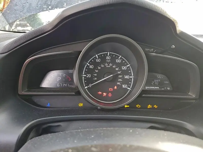 2017 MAZDA 3 TOURING  