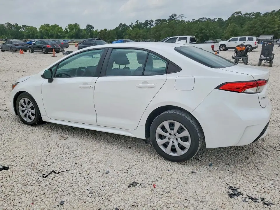 2021 TOYOTA COROLLA LE  