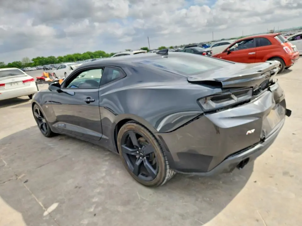 2016 CHEVROLET CAMARO LT  