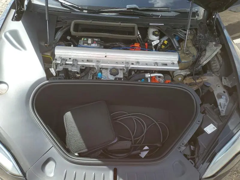 2024 TESLA MODEL S   