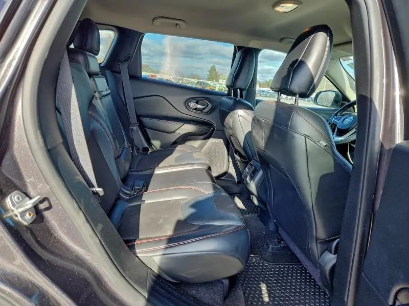 2015 JEEP CHEROKEE TRAILHAWK  