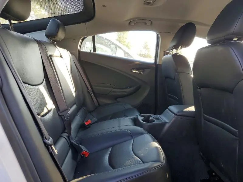 2017 CHEVROLET VOLT LT  