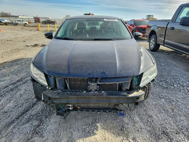 2017 VOLKSWAGEN PASSAT R-LINE  