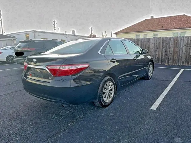 2015 TOYOTA CAMRY LE  