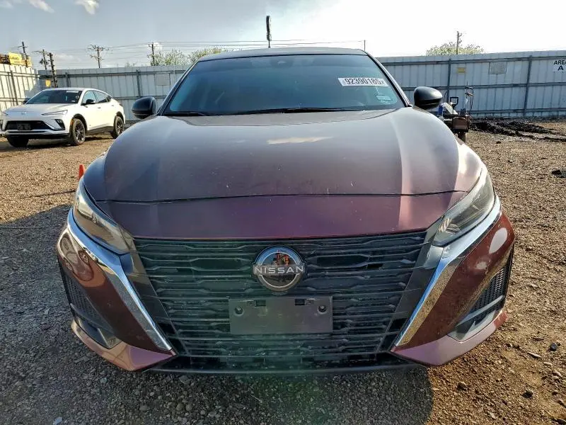 2024 NISSAN ALTIMA SV  