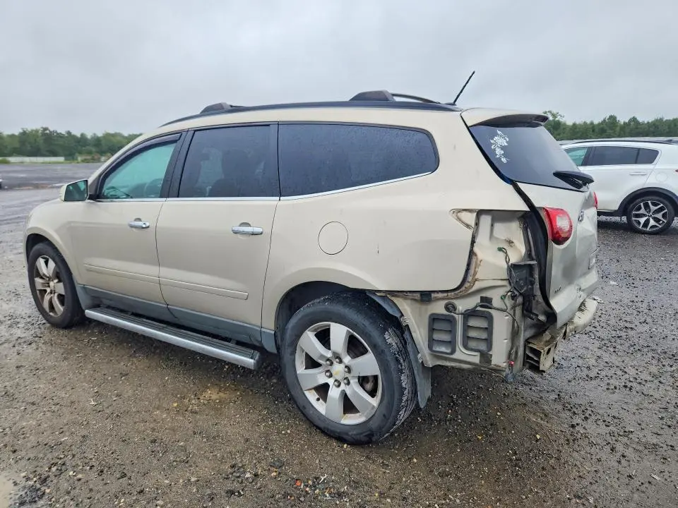 2011 CHEVROLET TRAVERSE LT  