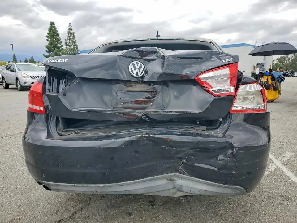 2014 VOLKSWAGEN PASSAT S  