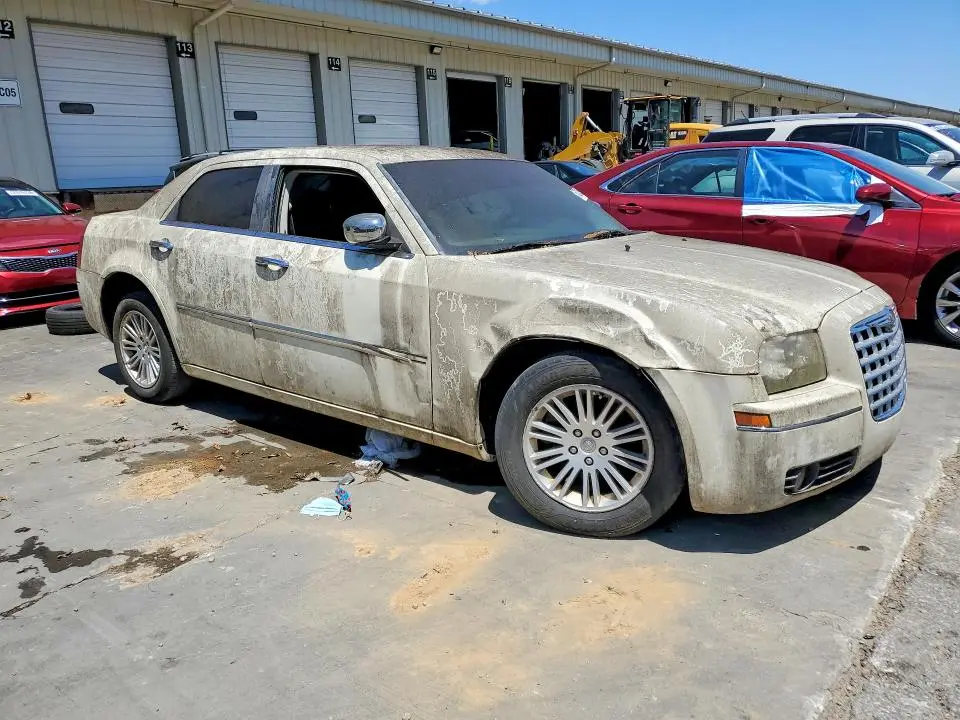 2010 CHRYSLER 300 TOURING  