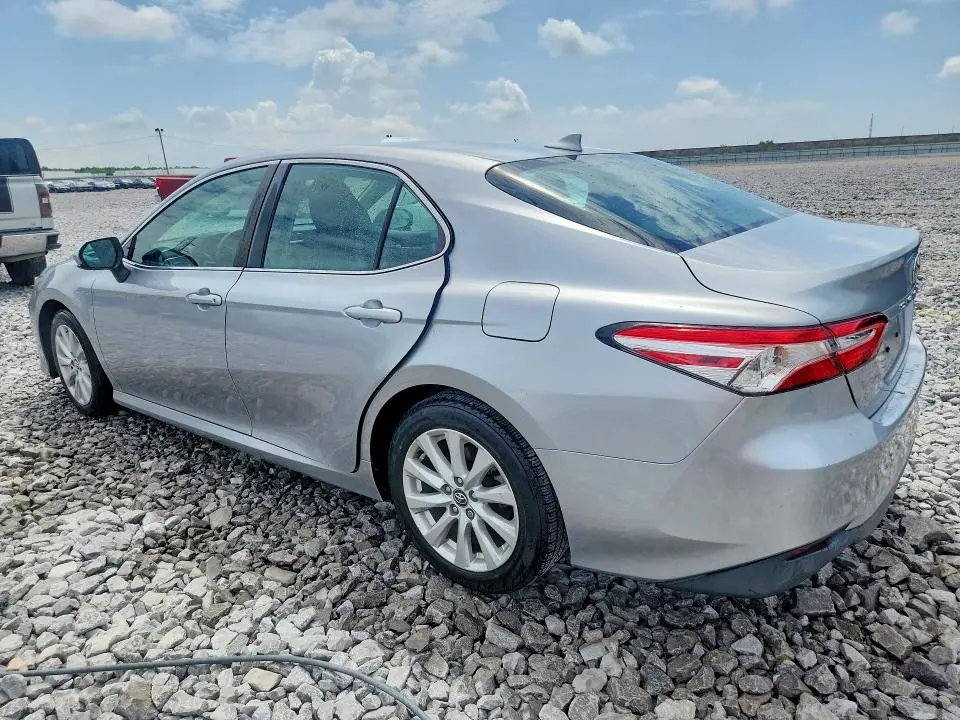 2020 TOYOTA CAMRY LE  
