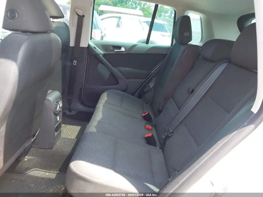 2013 VOLKSWAGEN TIGUAN S