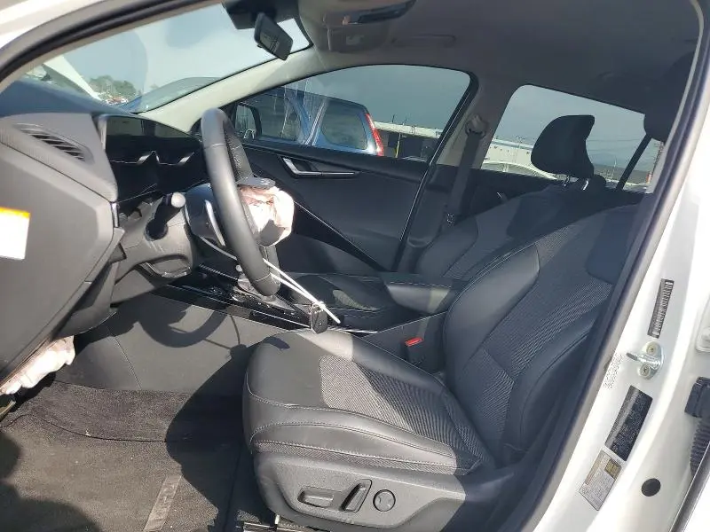 2023 KIA NIRO EX  