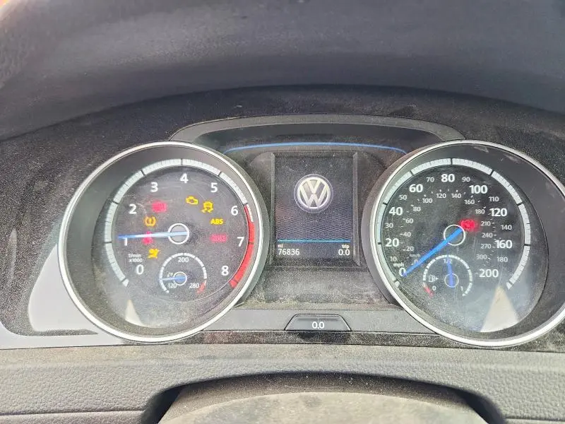 2017 VOLKSWAGEN GOLF R   