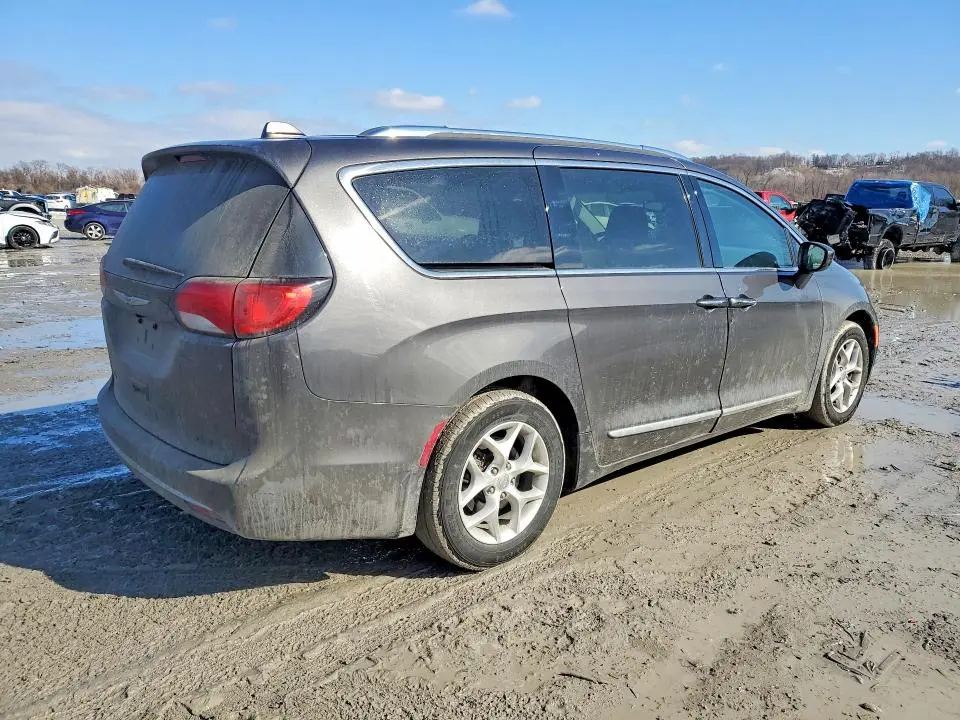 2018 CHRYSLER PACIFICA TOURING L  