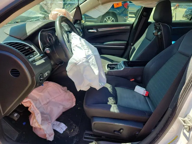 2022 CHRYSLER 300 TOURING  