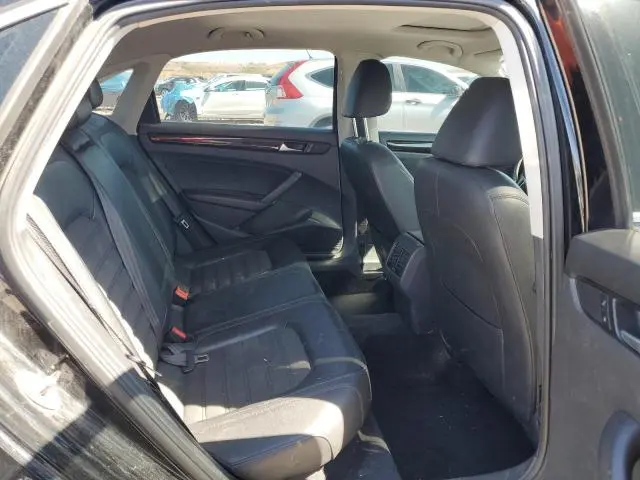2015 VOLKSWAGEN PASSAT SEL  