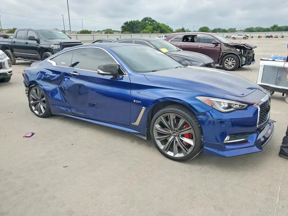 2019 INFINITI Q60 RED SPORT 400  