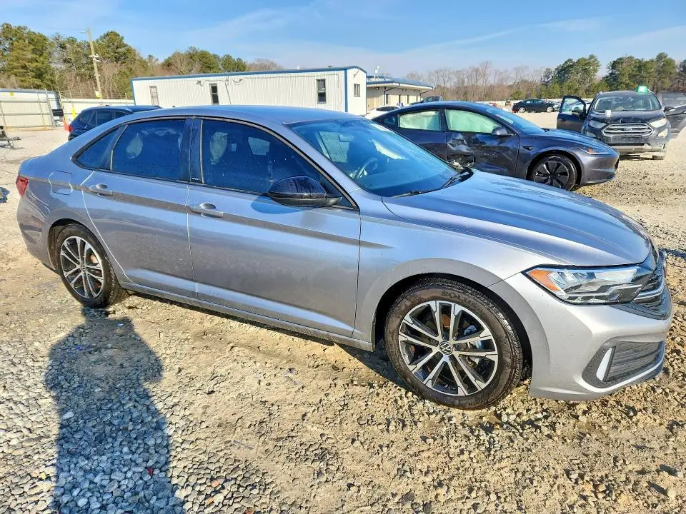 2024 VOLKSWAGEN JETTA SPORT  