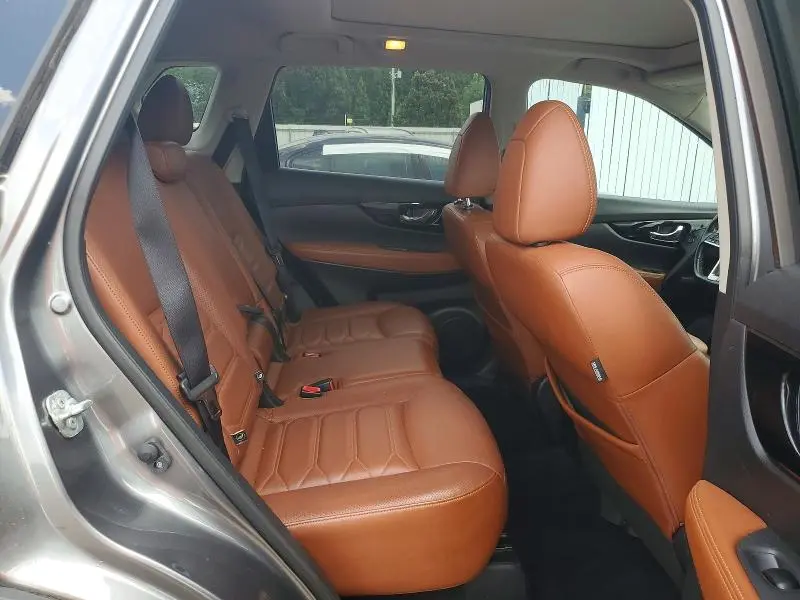 2018 NISSAN ROGUE SL  