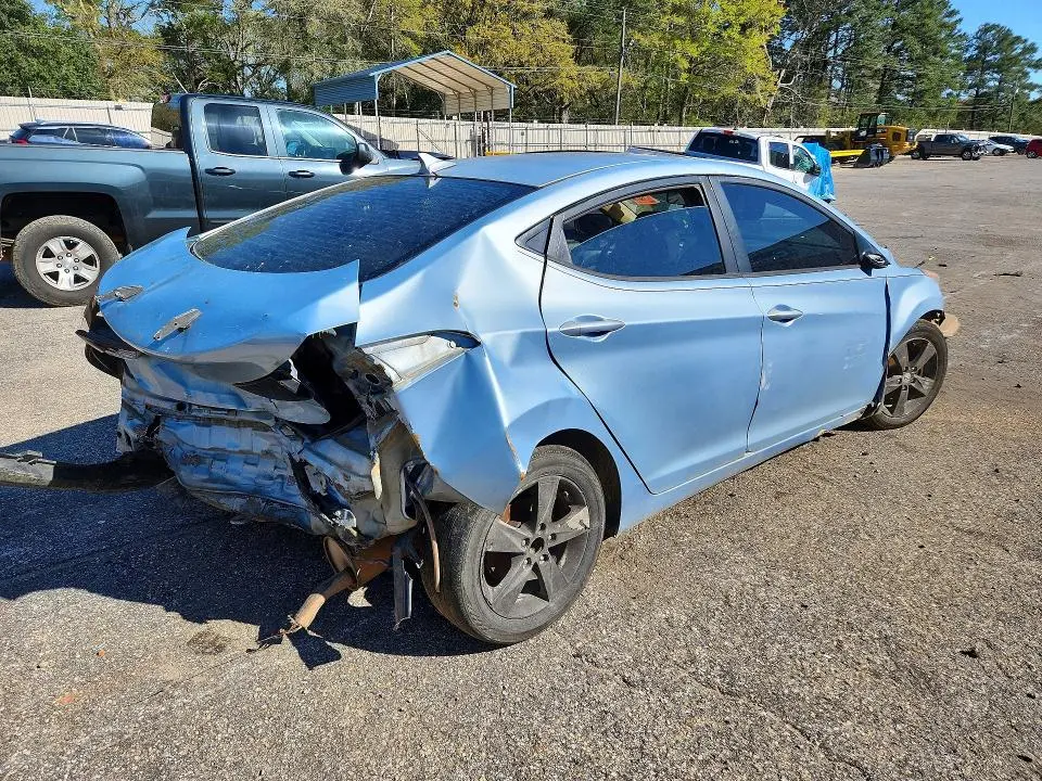 2013 HYUNDAI ELANTRA GLS  