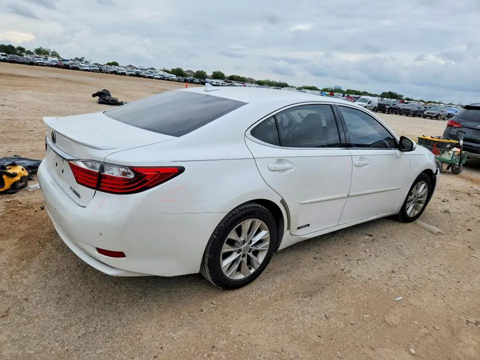 2014 LEXUS ES 300H  