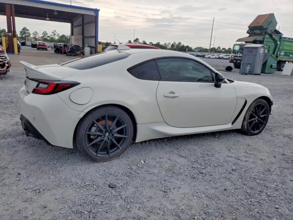 2023 TOYOTA GR 86 PREMIUM  