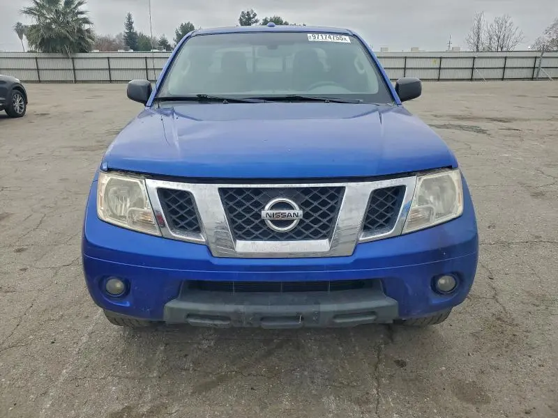 2015 NISSAN FRONTIER S  