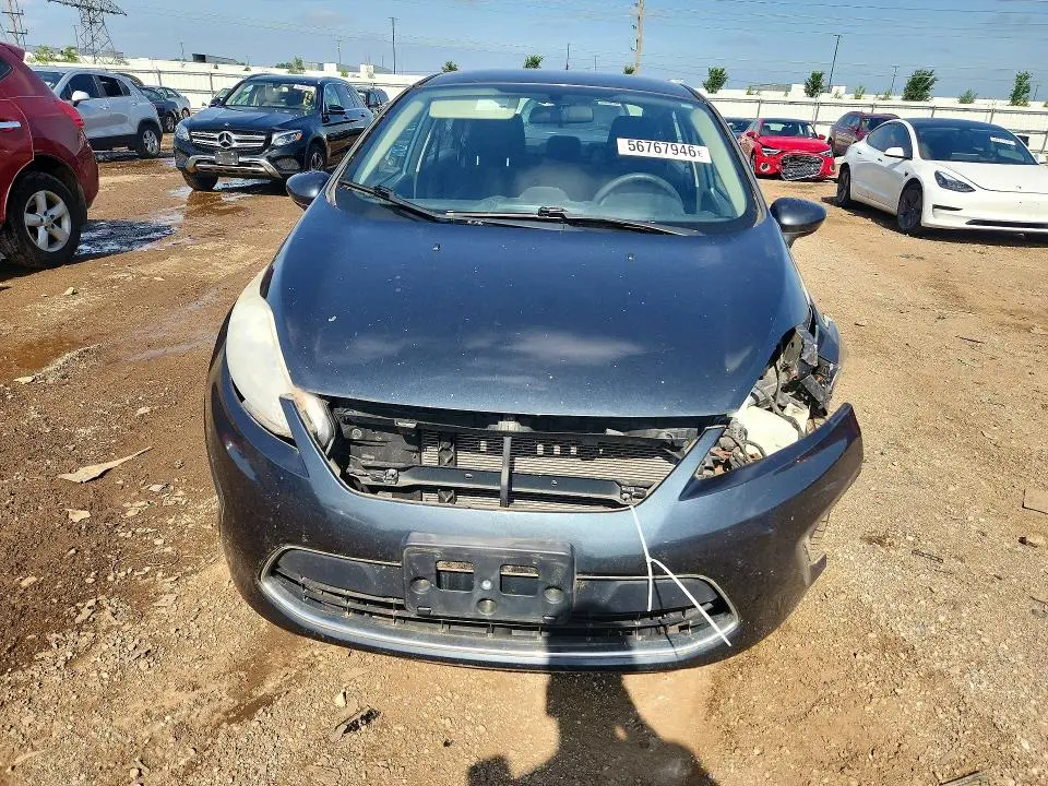 2011 FORD FIESTA SE  