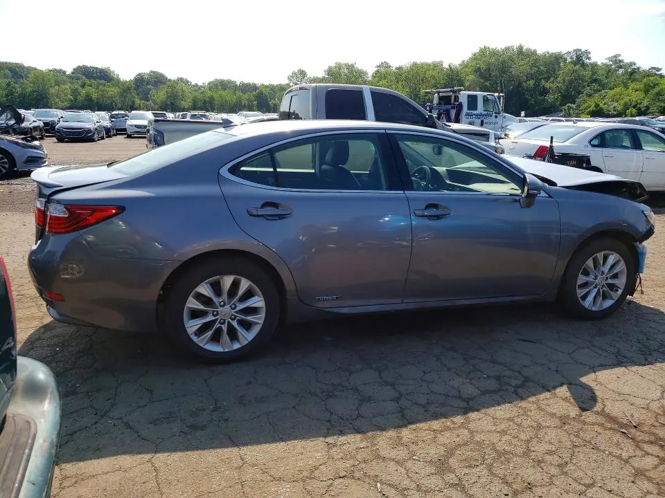 2013 LEXUS ES 300H  