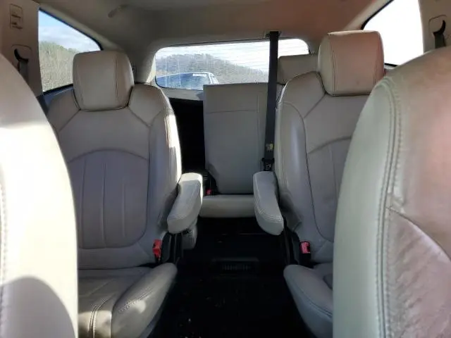 2010 CHEVROLET TRAVERSE LTZ  