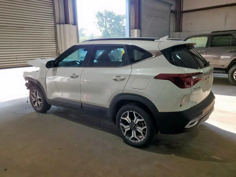2023 KIA SELTOS EX  