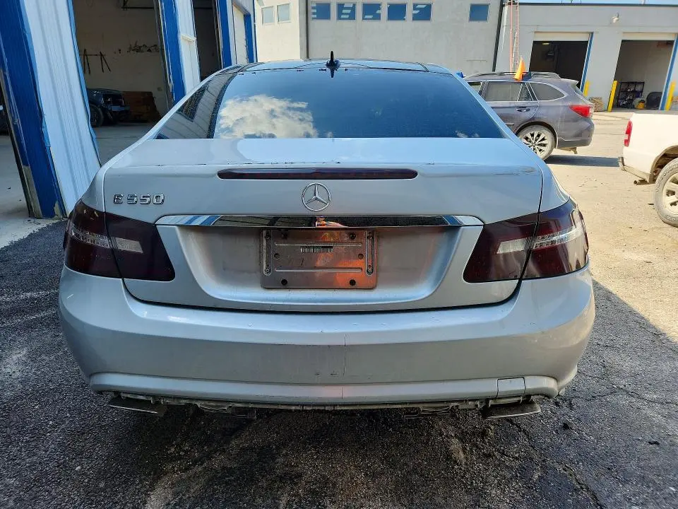 2011 MERCEDES-BENZ E 550  