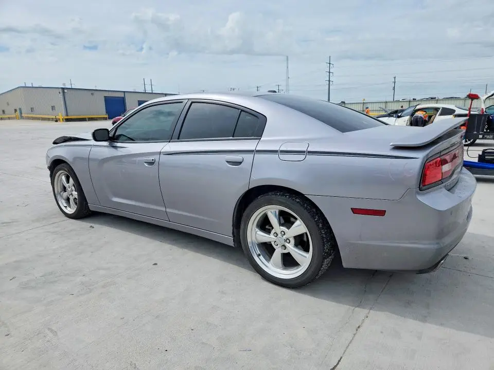 2013 DODGE CHARGER SXT  