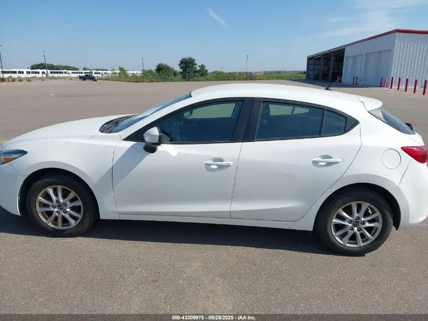 2017 MAZDA MAZDA3 SPORT