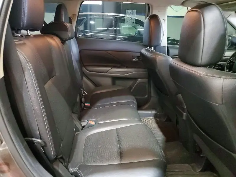 2016 MITSUBISHI OUTLANDER   