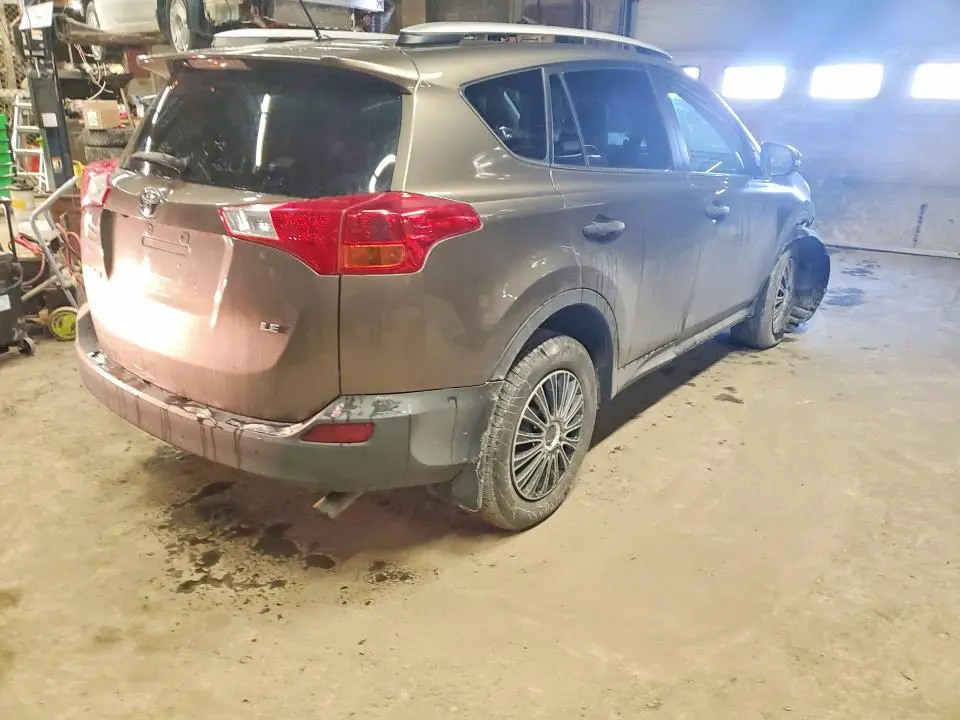2013 TOYOTA RAV4 LE  