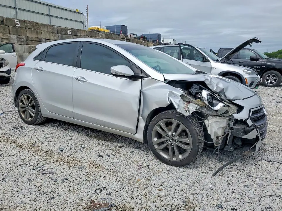 2016 HYUNDAI ELANTRA GT BASE  