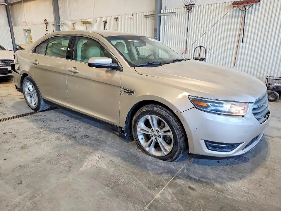 2018 FORD TAURUS SEL  