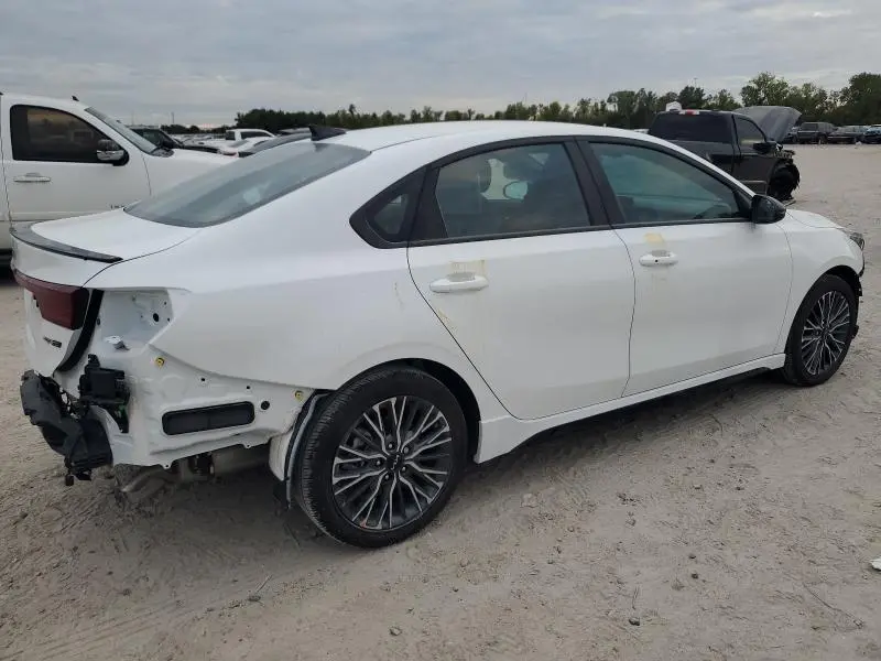 2023 KIA FORTE GT LINE  