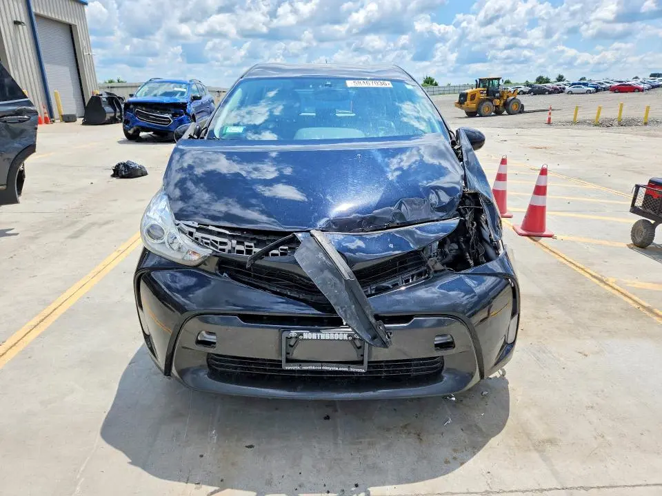 2017 TOYOTA PRIUS V FOUR  
