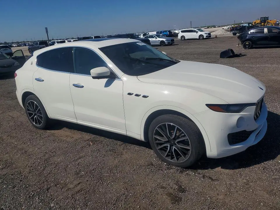 2019 MASERATI LEVANTE   