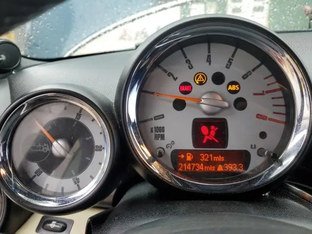 2010 MINI COOPER S