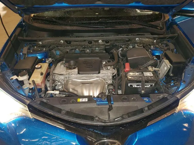2018 TOYOTA RAV4 XLE  
