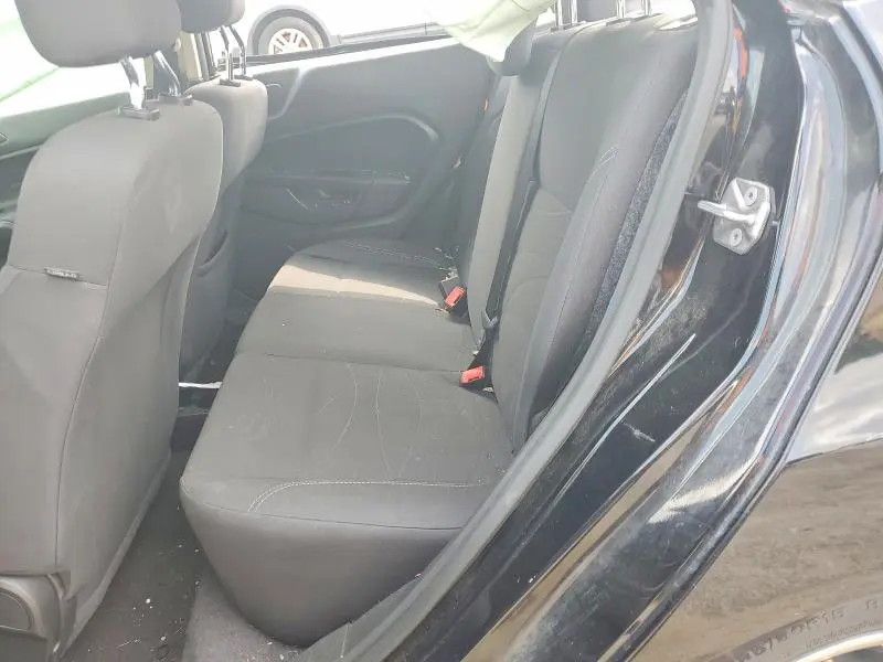 2018 FORD FIESTA SE  