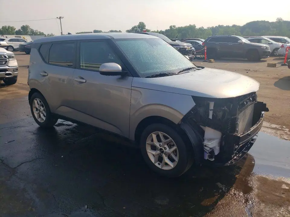 2024 KIA SOUL LX  