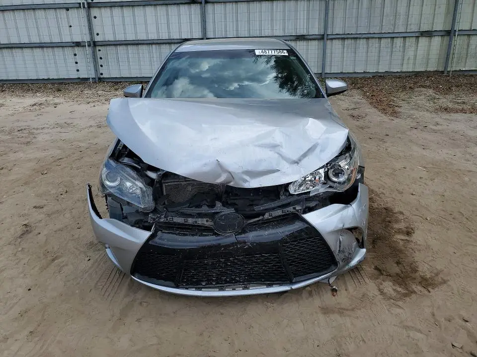 2015 TOYOTA CAMRY XSE  